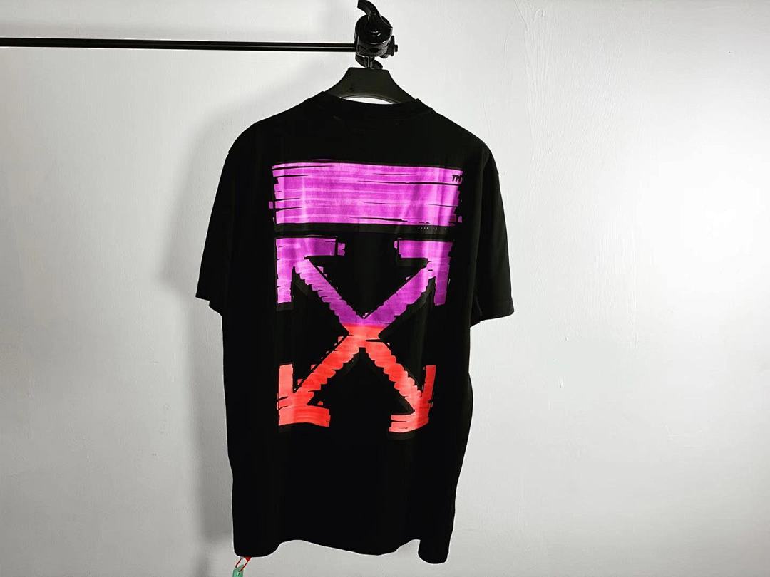 Off-White Off-White OWW 21 TEMGBKXOOM Black Tee Preview, photo 1
