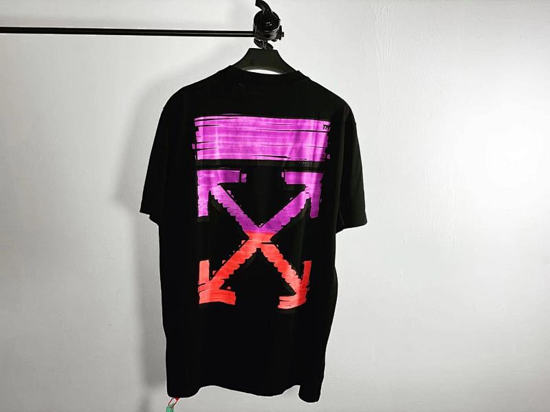 Off-White Off-White OWW 21 TEMGBKXOOM Black Tee Preview, photo 1