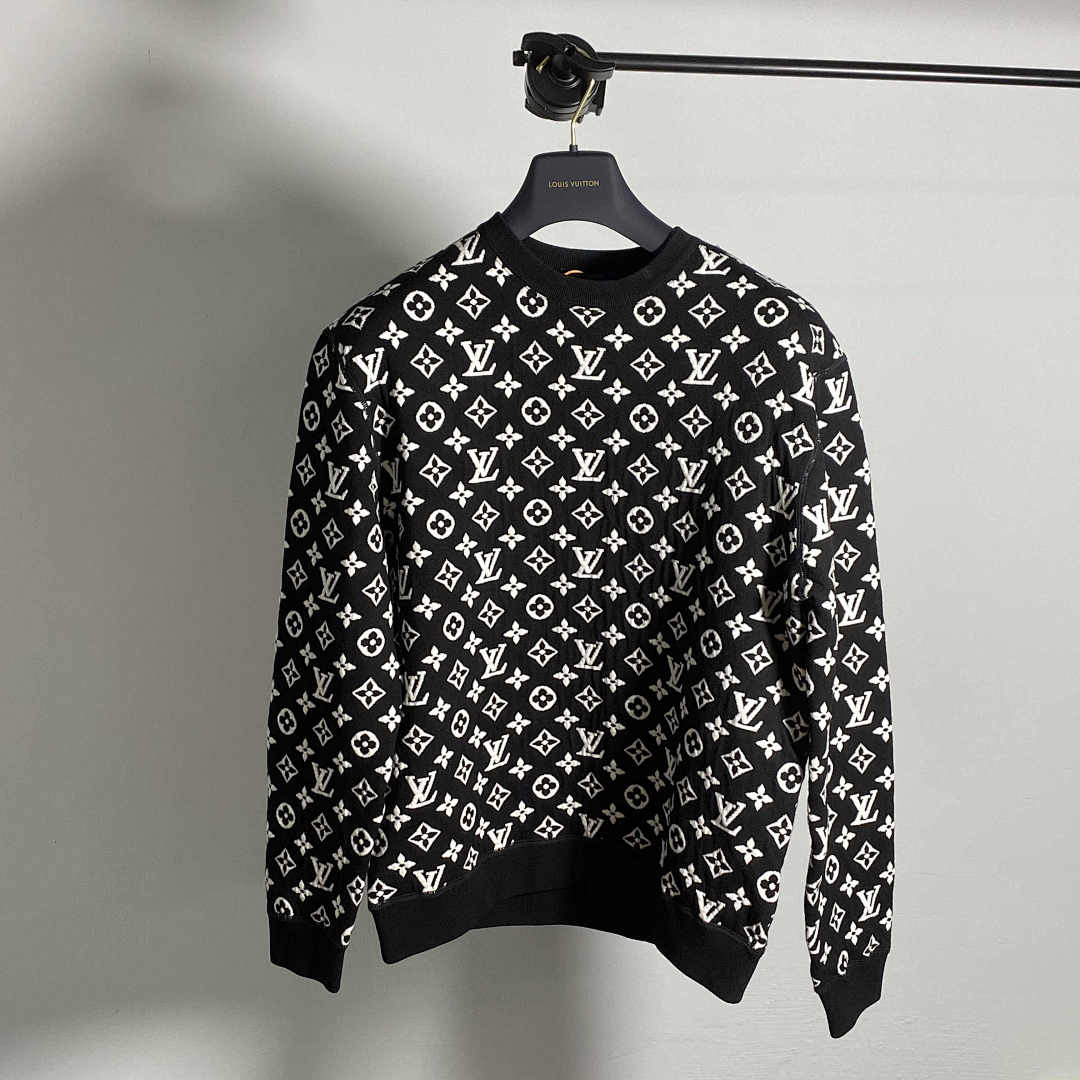 Other VV ALL LOGO Sweater Black Preview