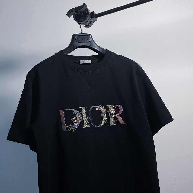 Embroidery Colorful Flower Tee, photo 1