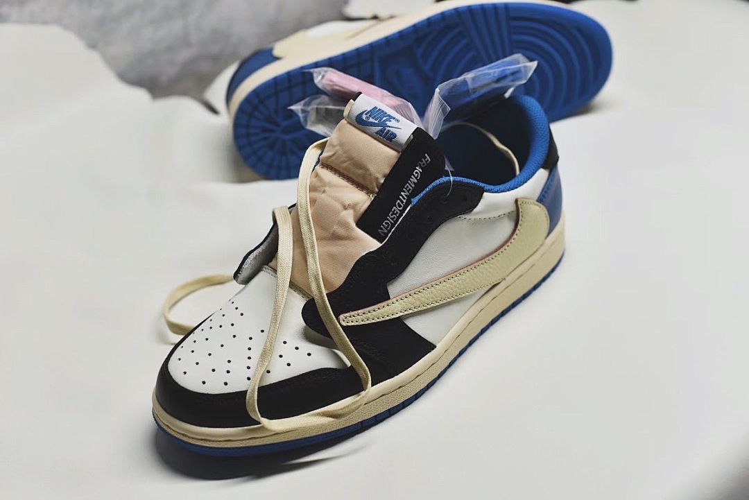 Other Travs TS Sneaker