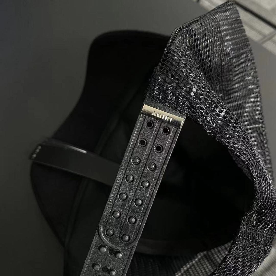 AMIRI ARI*MI Star Caps - Image 5