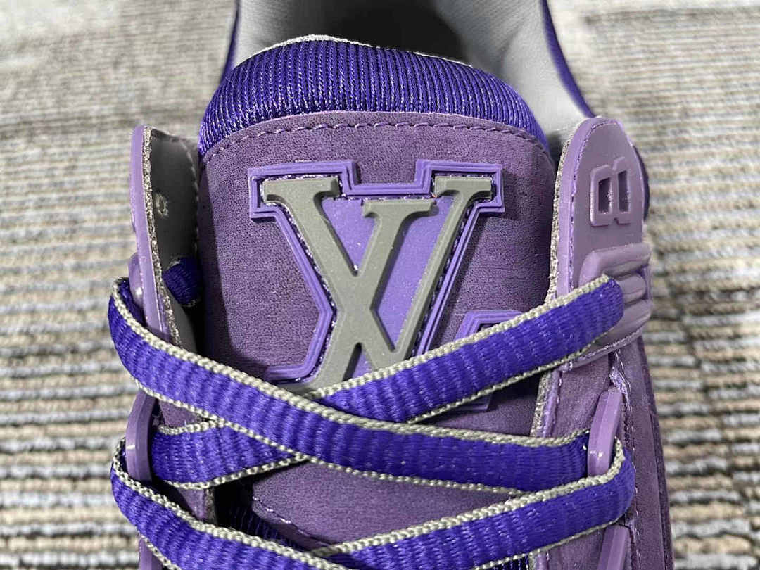 Other VV Purple Sneaker - Image 10