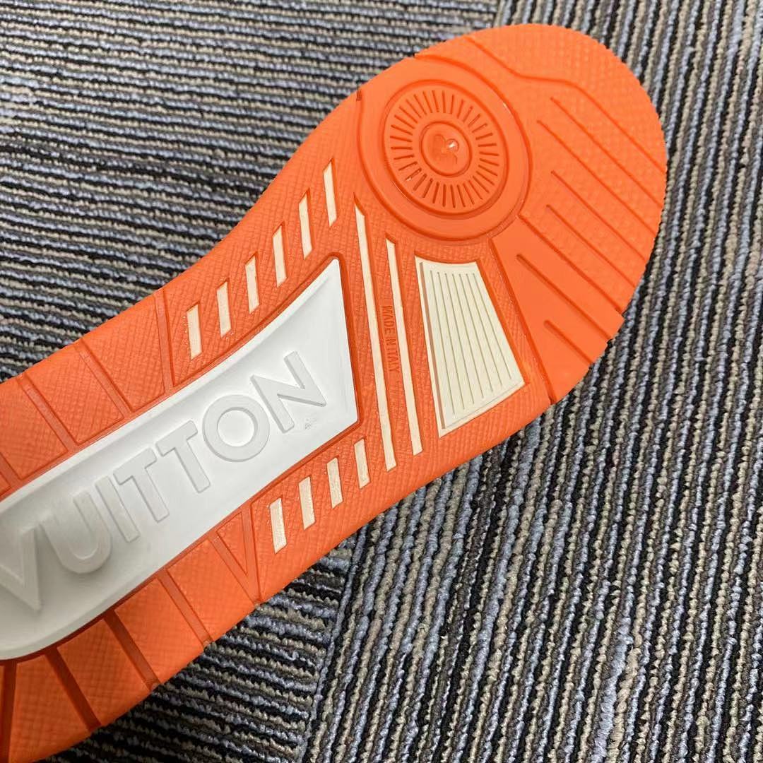 Other VV 2021 Orange Trainer - Image 5