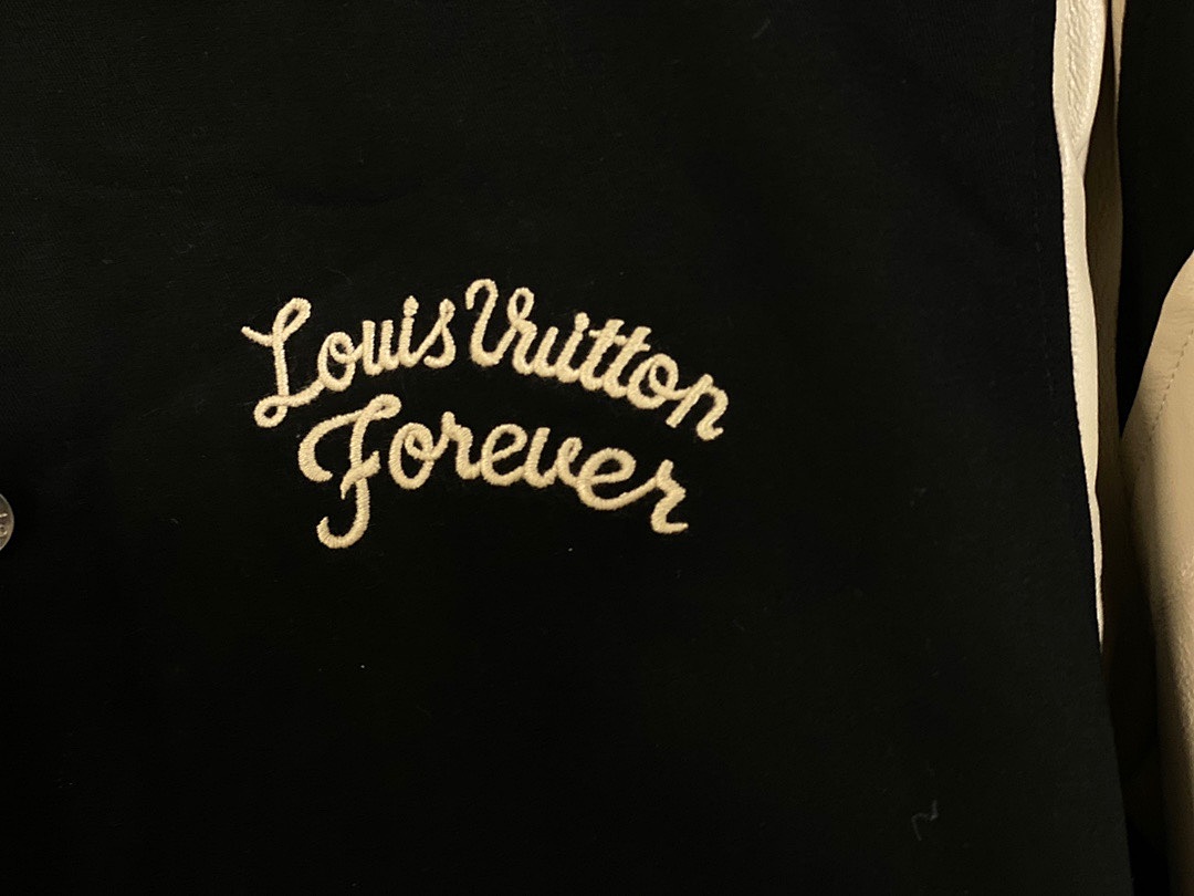 Other LOUIS 19FW Sheepskin Leather Jacket - Image 9
