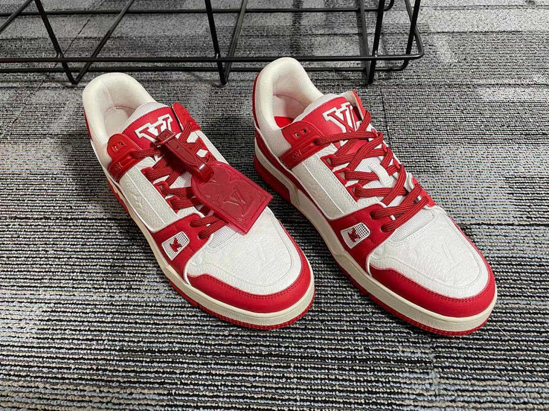 Other VV Red Trainer - Image 9