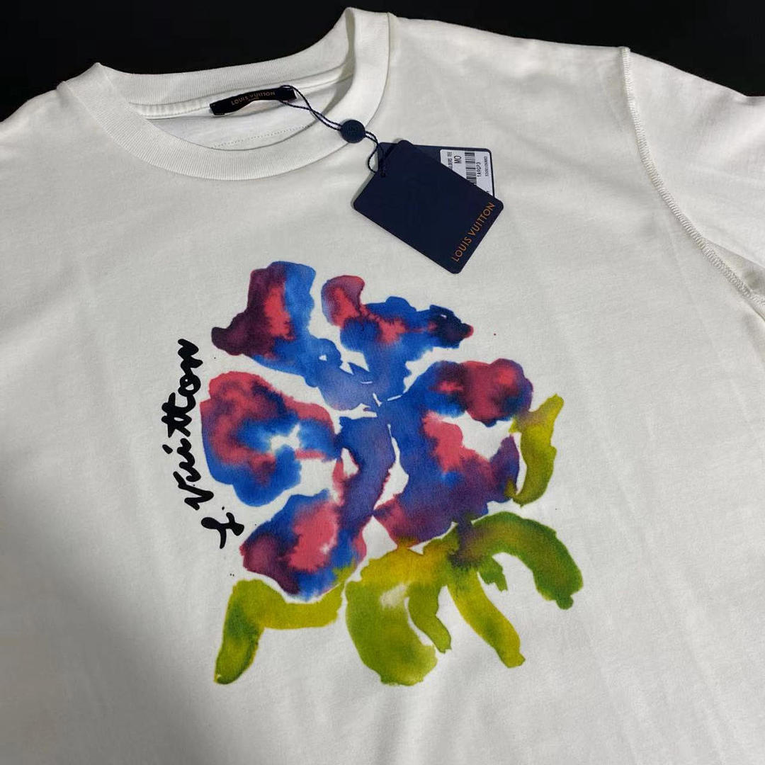 Other VV 2022 Flower Tee - Image 21