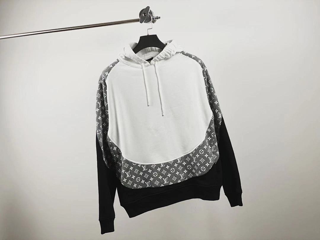 LOUIS 2020S MONOGRAM CIRCLE, photo 1