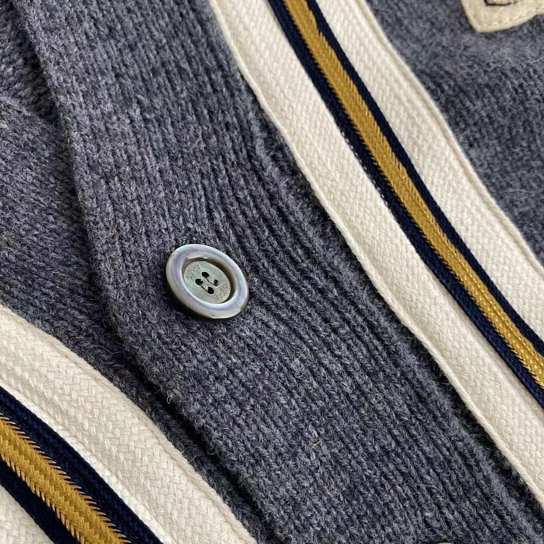 Other GC BEE Grey Cardigan - Image 13