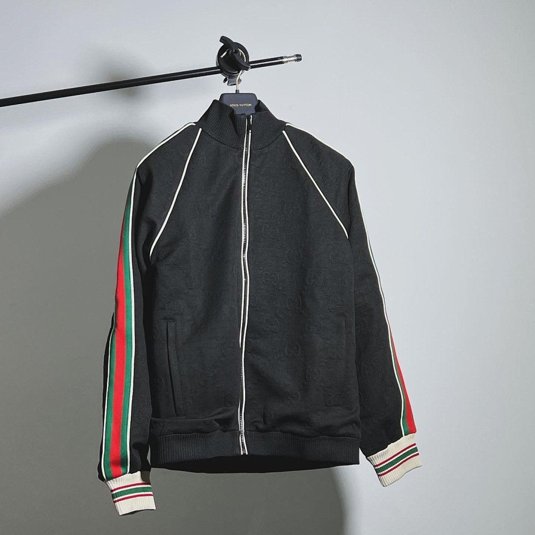 Other Jacket, photo 1