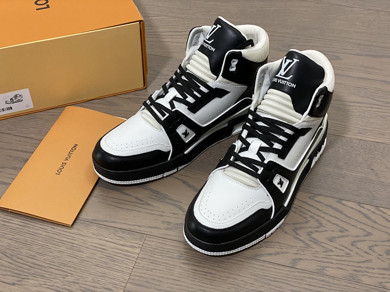 LOUIS Black And White Shoes, photo 1