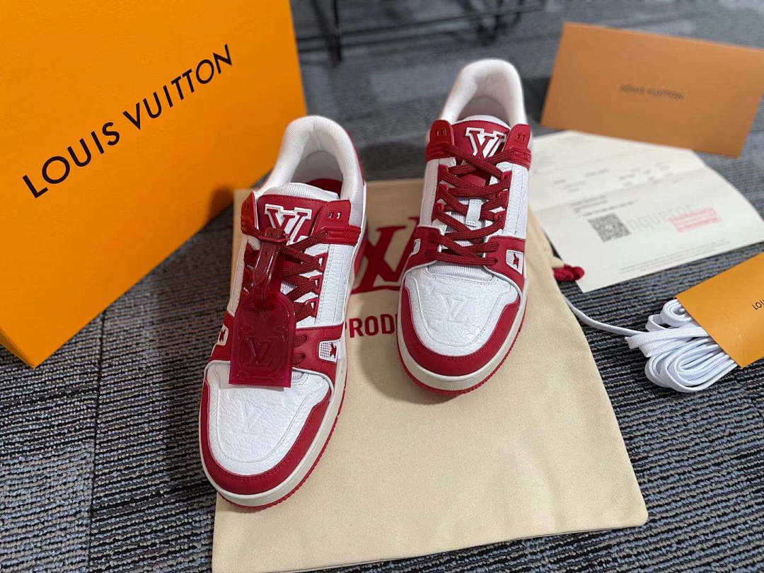 Other VV Red Trainer - Image 4