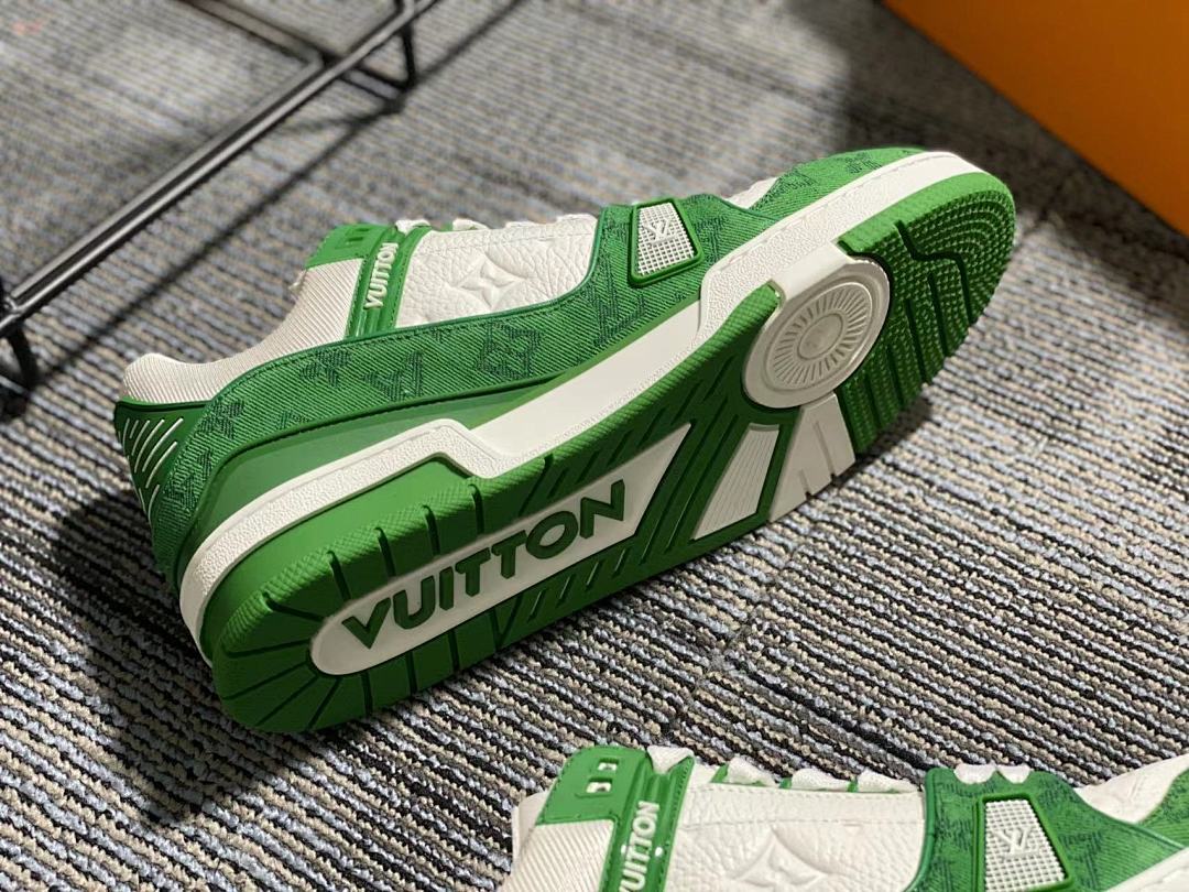 Other VV 2022 Green Denim Trainer - Image 13