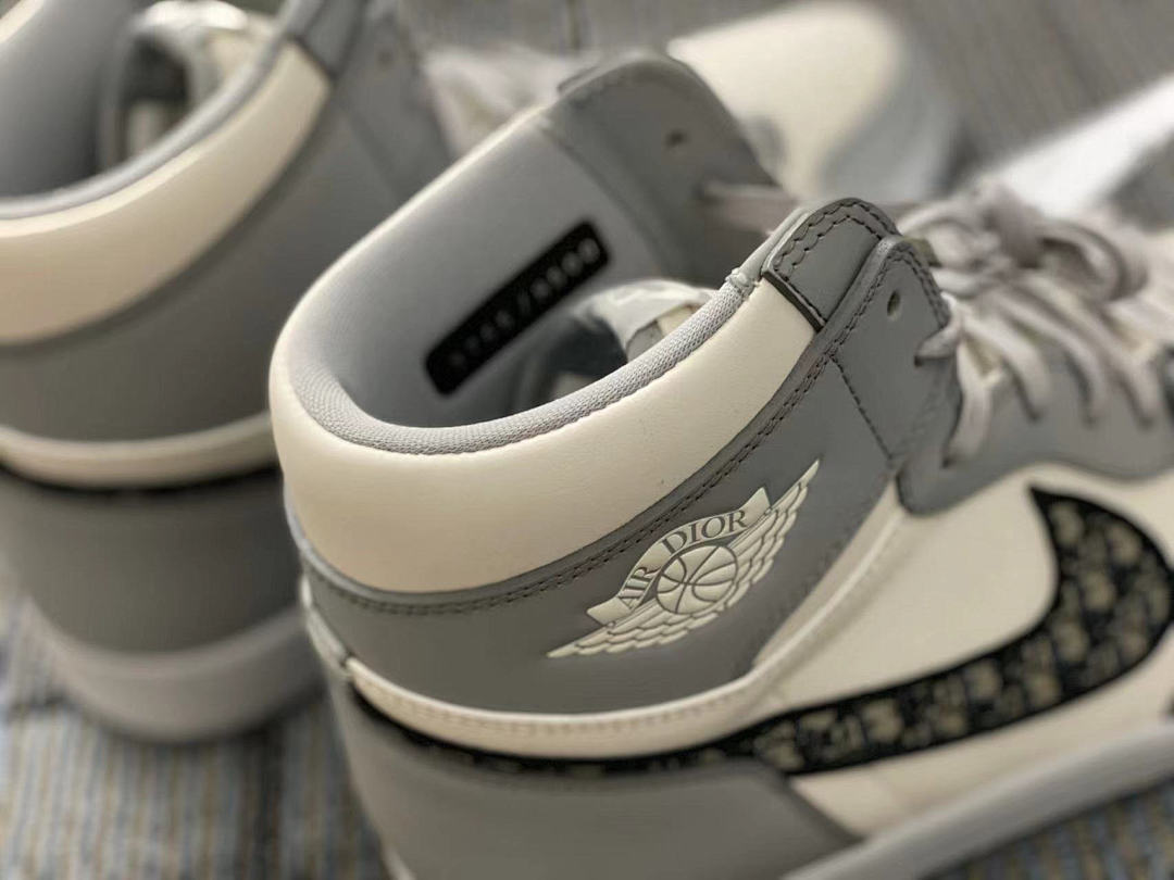 Other X NK Air Sneaker - Image 10