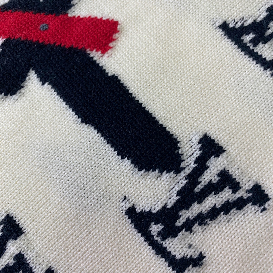 Other VV Clock Sweater - Image 15