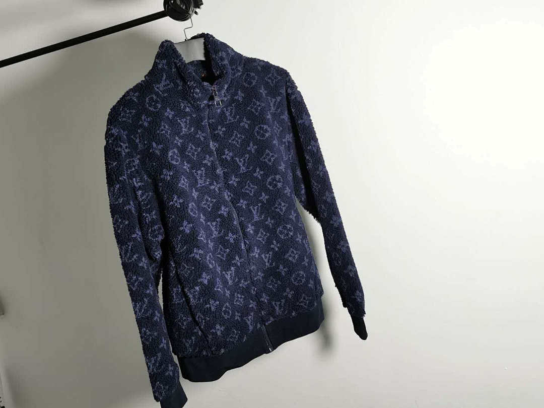 Other VV Teddy Blue Jacket - Image 3