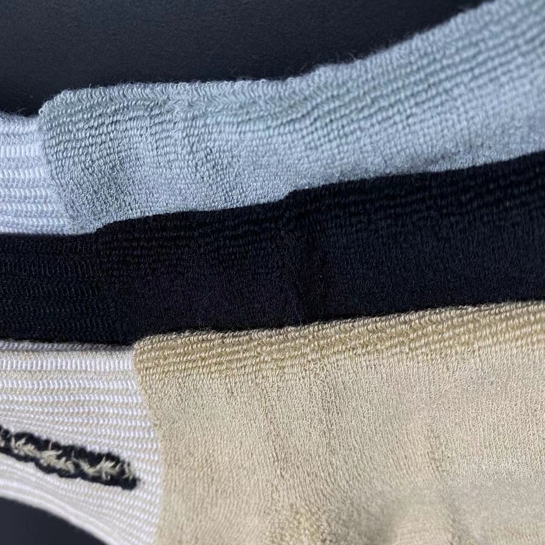Other Yeez*Y Season 6 Socks (Bottom Towel) - Image 8