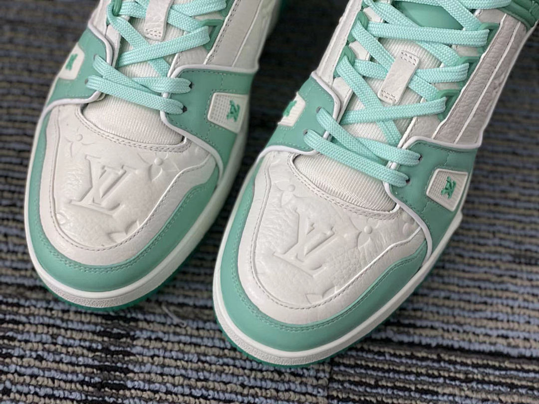 Other VV Mint Green Trainer - Image 14