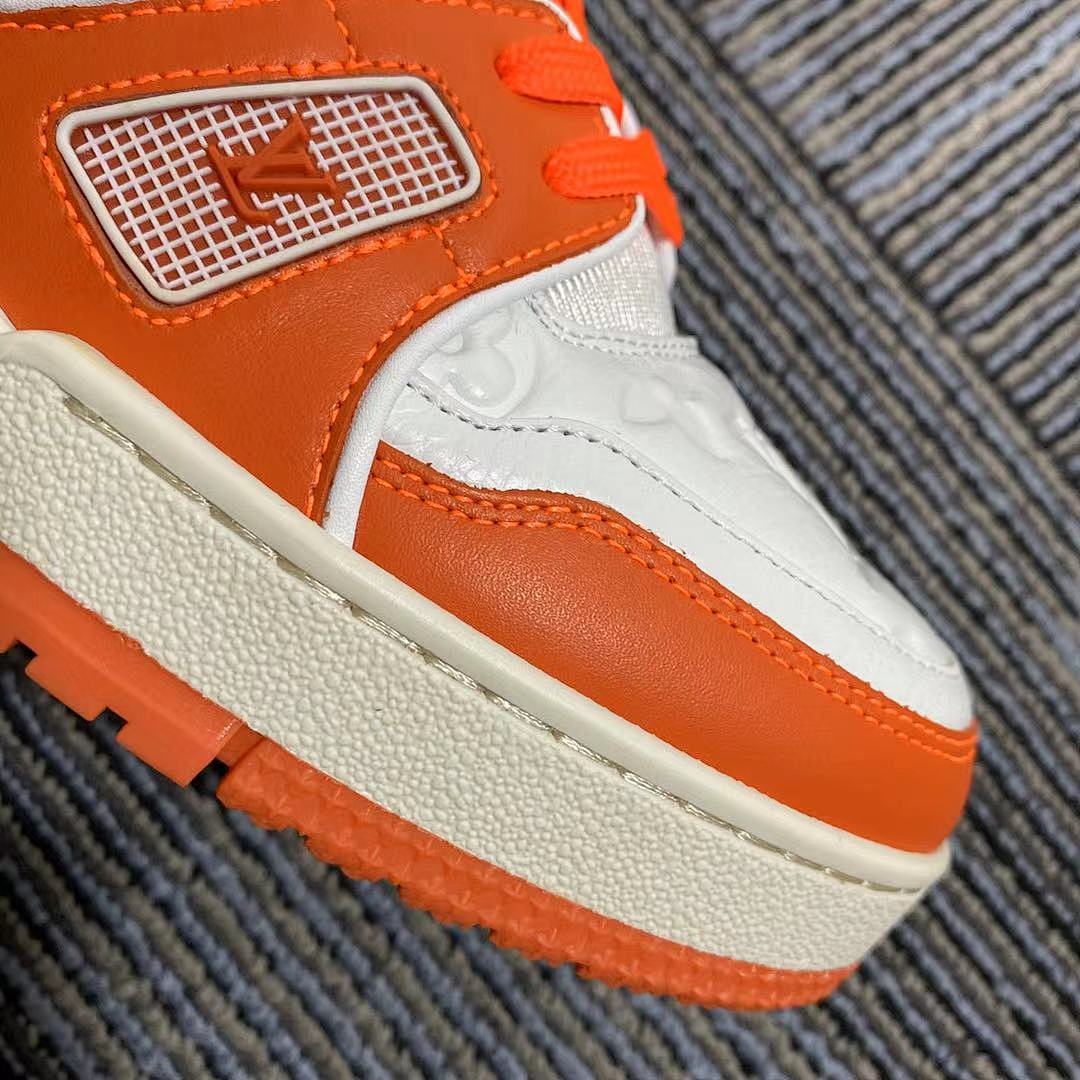 Other VV 2021 Orange Trainer - Image 2