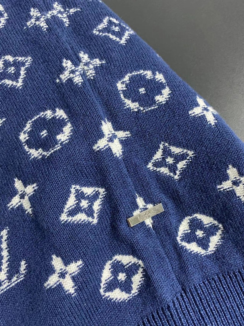 Other VV Disappear Sweater - Image 25