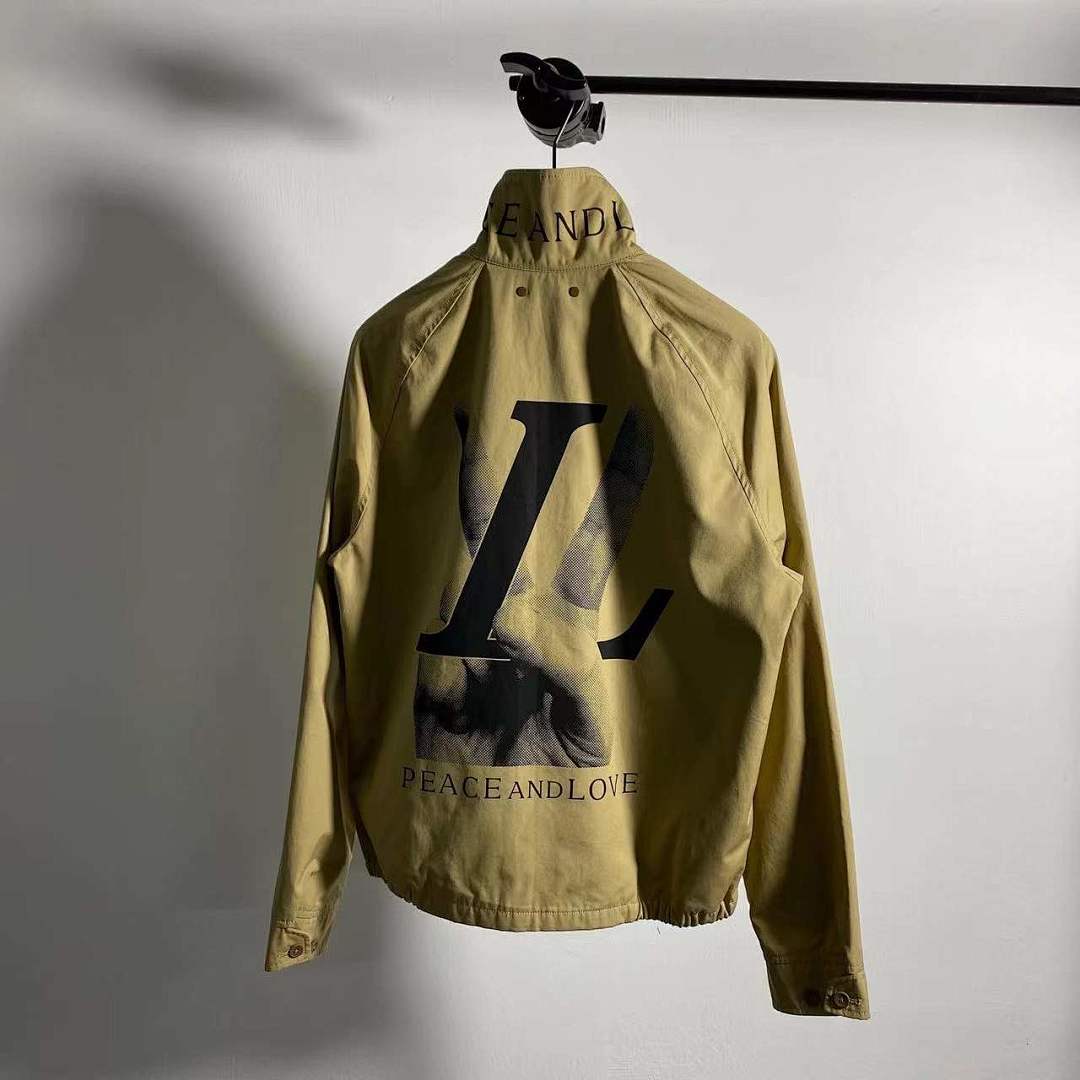 Other Vintage VV Jacket Retail Preview