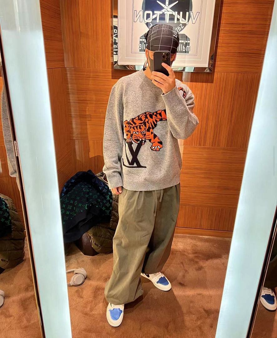 Other V.V 2022 Tiger Wool Sweater - Image 41
