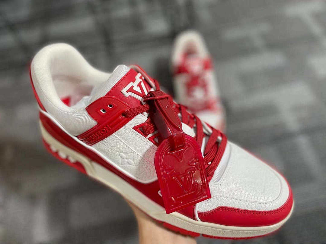 Other VV Red Trainer - Image 5