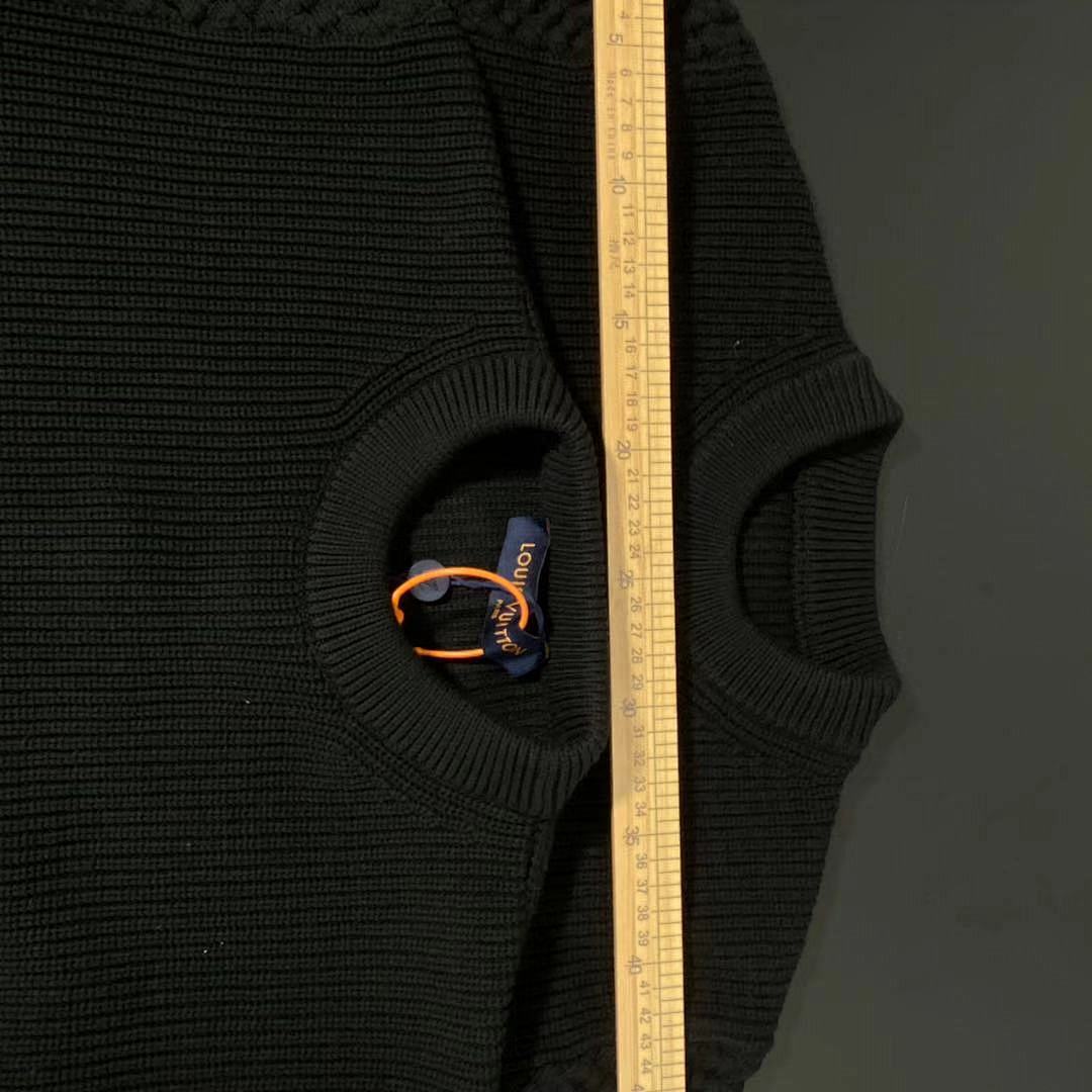 Other VV Black Nigo Logo Sweater - Image 17