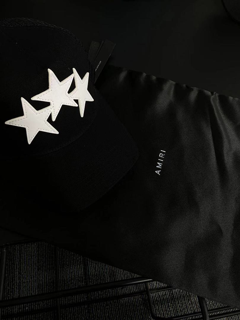 AMIRI ARI*MI Star Caps - Image 3