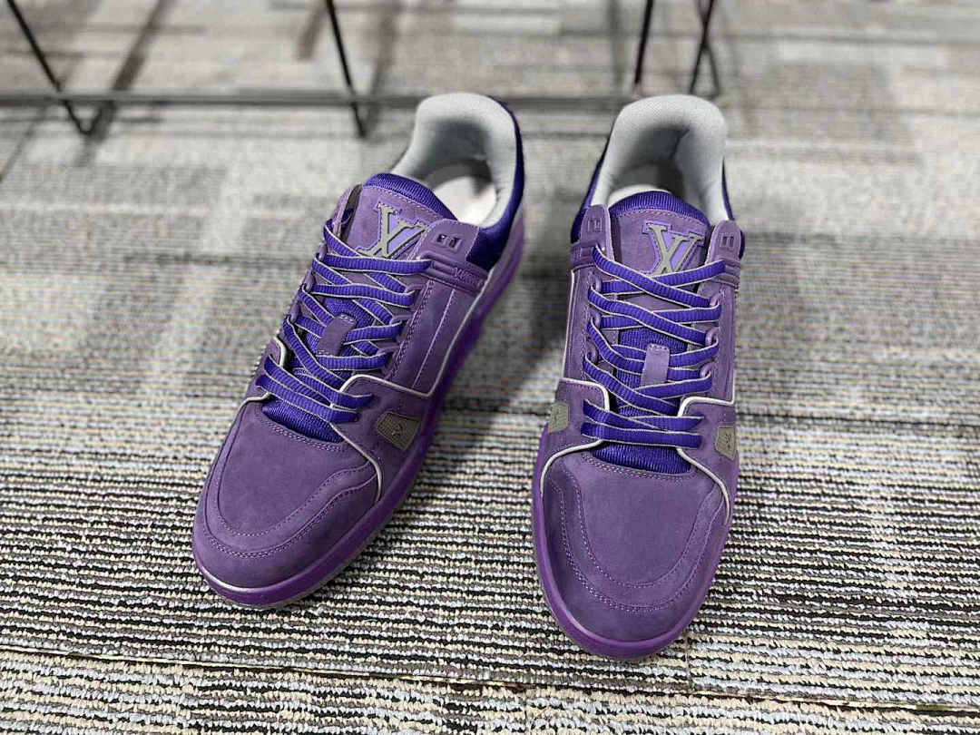 Other VV Purple Sneaker - Image 8