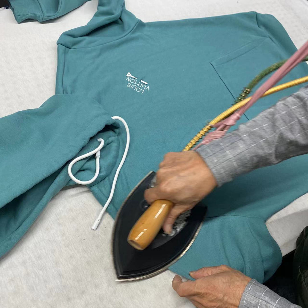 Other VV 21FW Lake Blue Tee Hoodie - Image 9