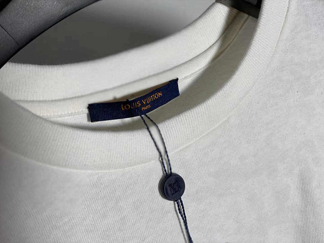Other VV Back Tag White Tee - Image 10