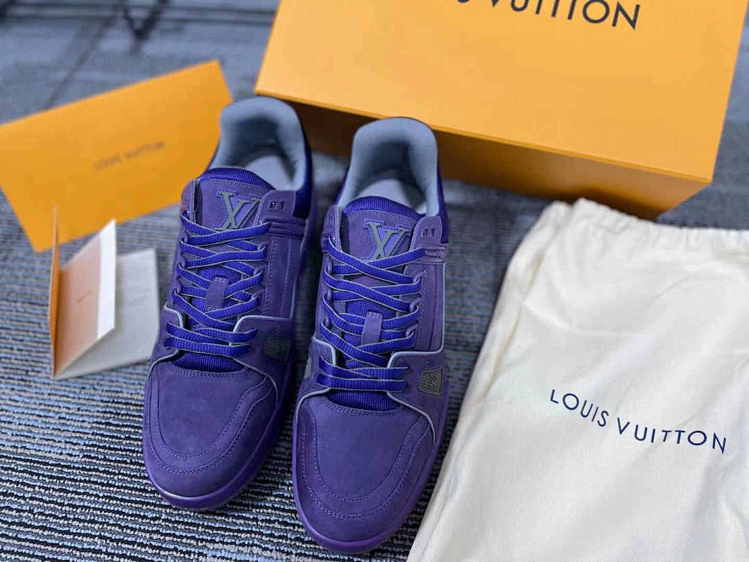 Other VV Purple Sneaker - Image 3