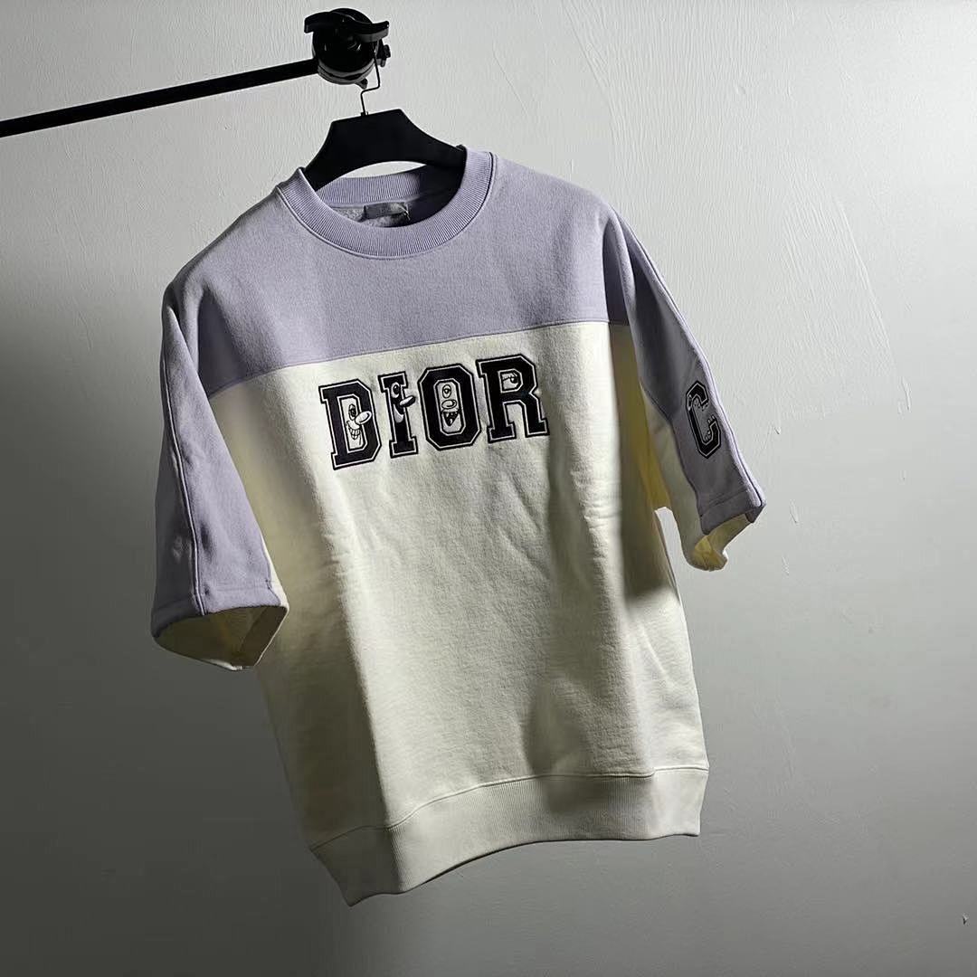 2021 Show Hoodie Tee, photo 1