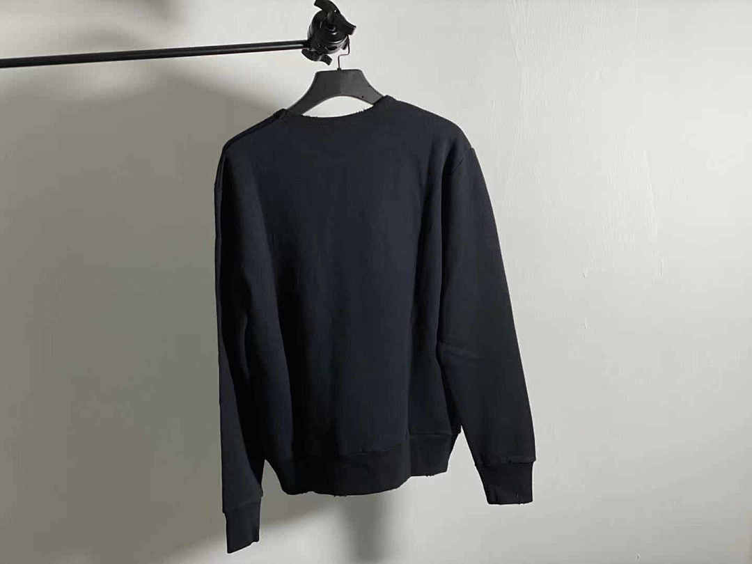 Other GC Classical Crewneck - Image 4