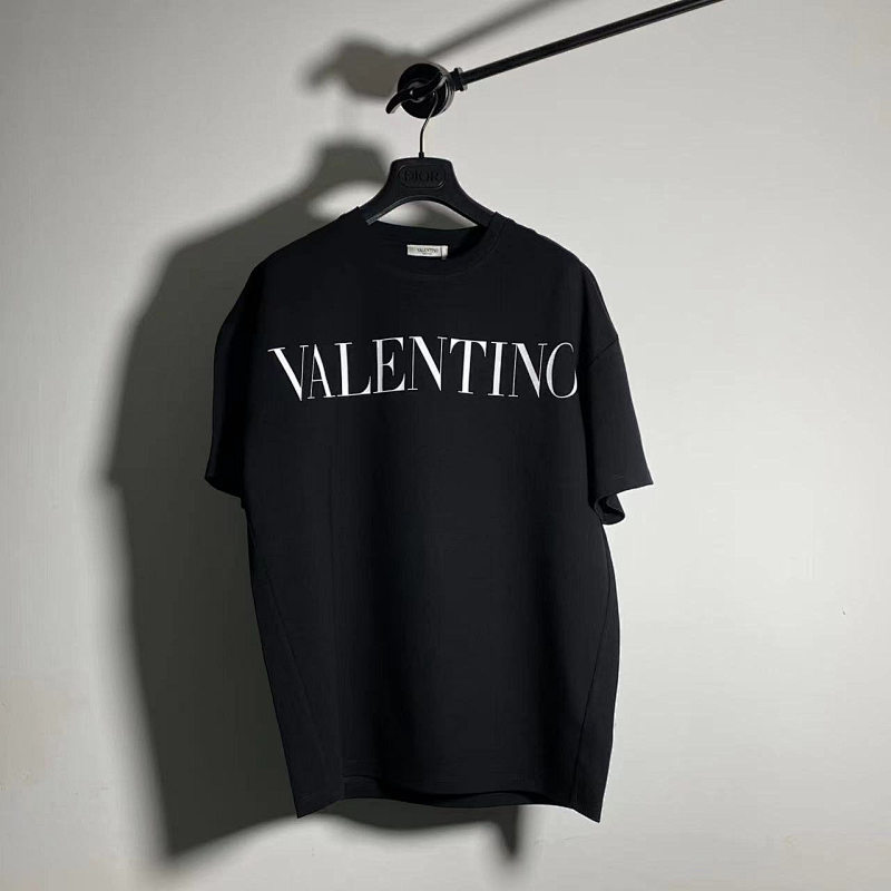 V.L.T 2022, photo 1