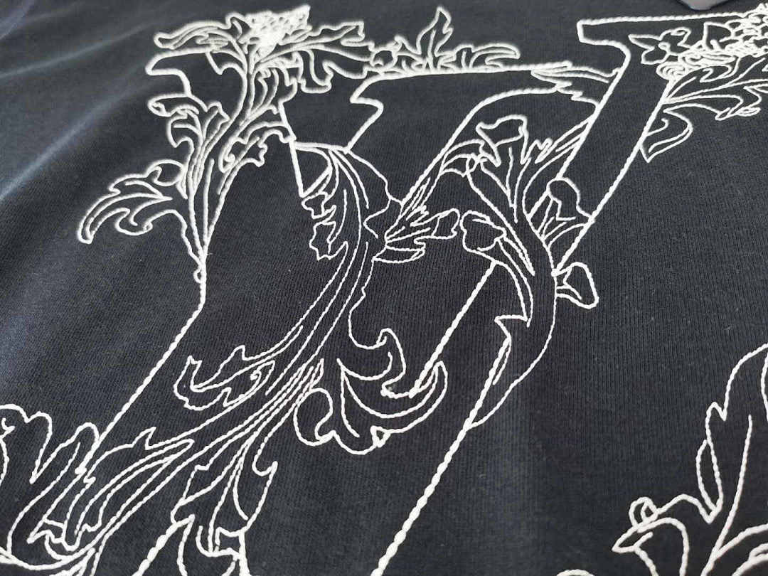 Other VV EMBROIDERED FLOWER T-SHIRT —— - Image 16