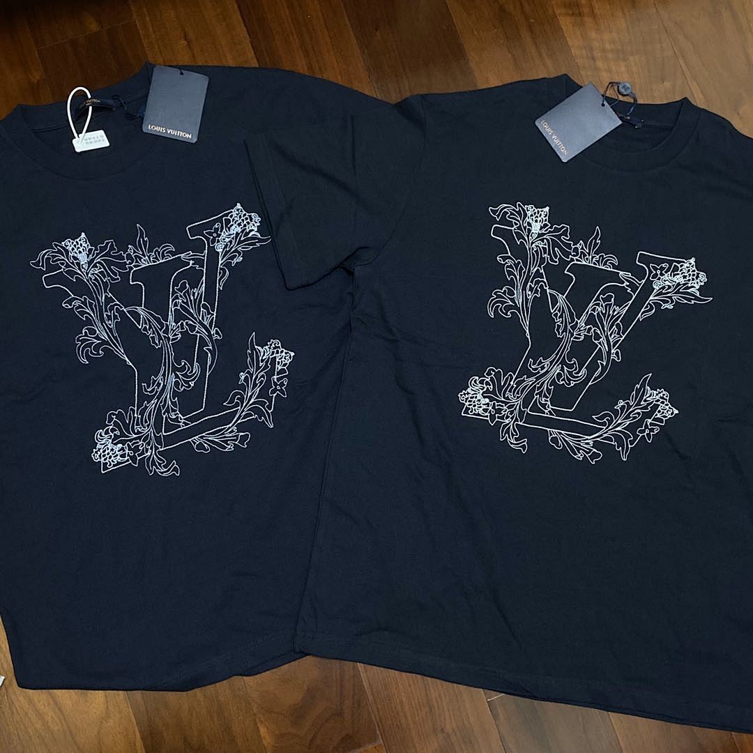 Other VV EMBROIDERED FLOWER T-SHIRT —— - Image 6