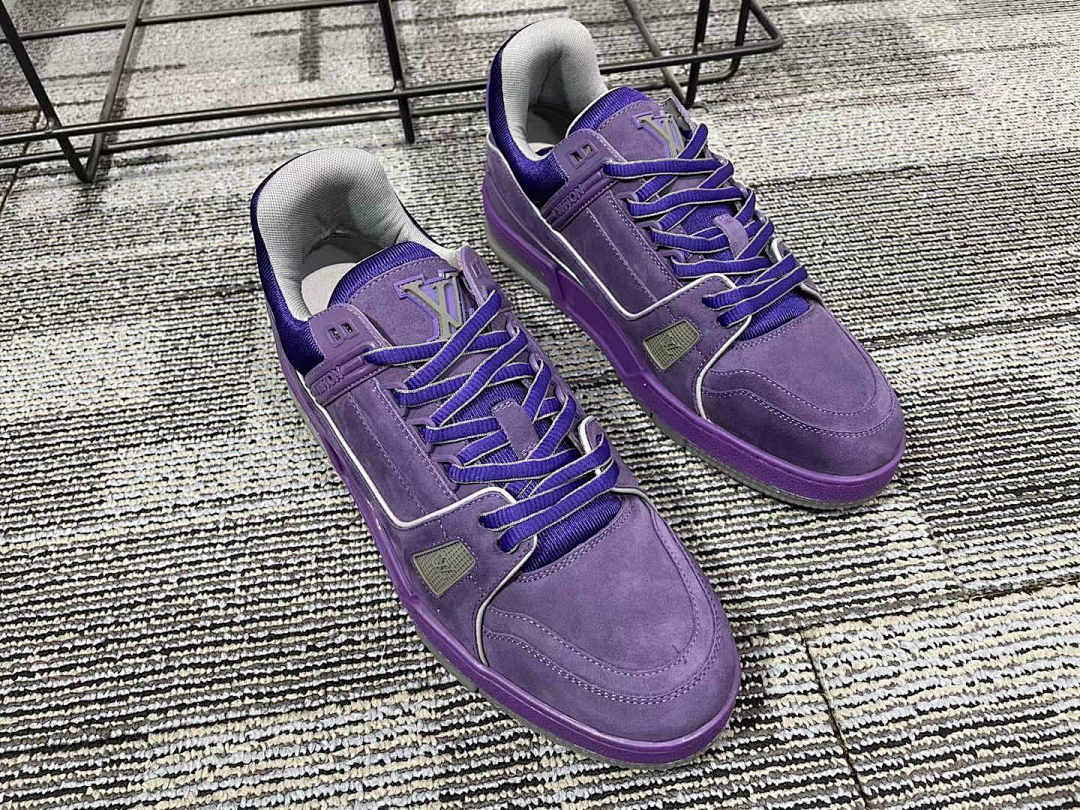Other VV Purple Sneaker - Image 6