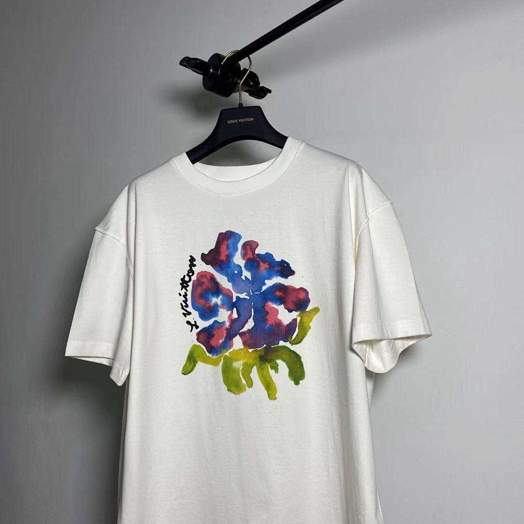Other VV 2022 Flower Tee - Image 23