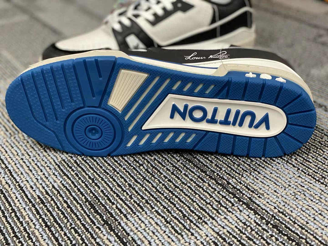 Other VV Black White 2021 Sneaker - Image 7