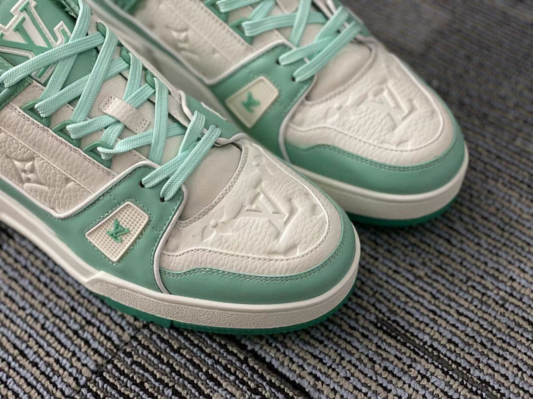 Other VV Mint Green Trainer - Image 11