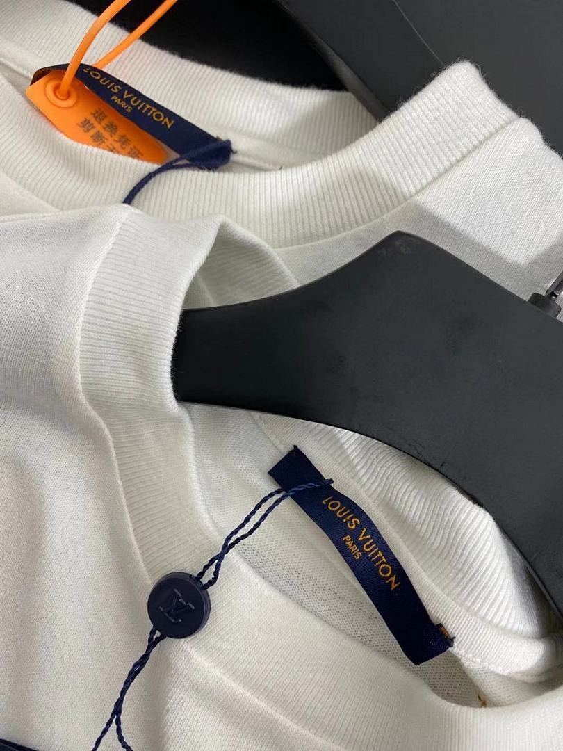 Other VV Back Tag White Tee - Image 17