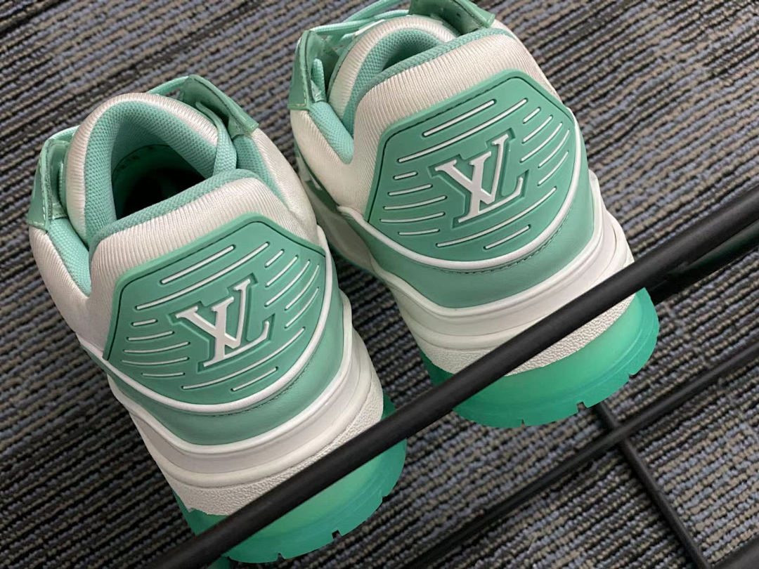 Other VV Mint Green Trainer - Image 8