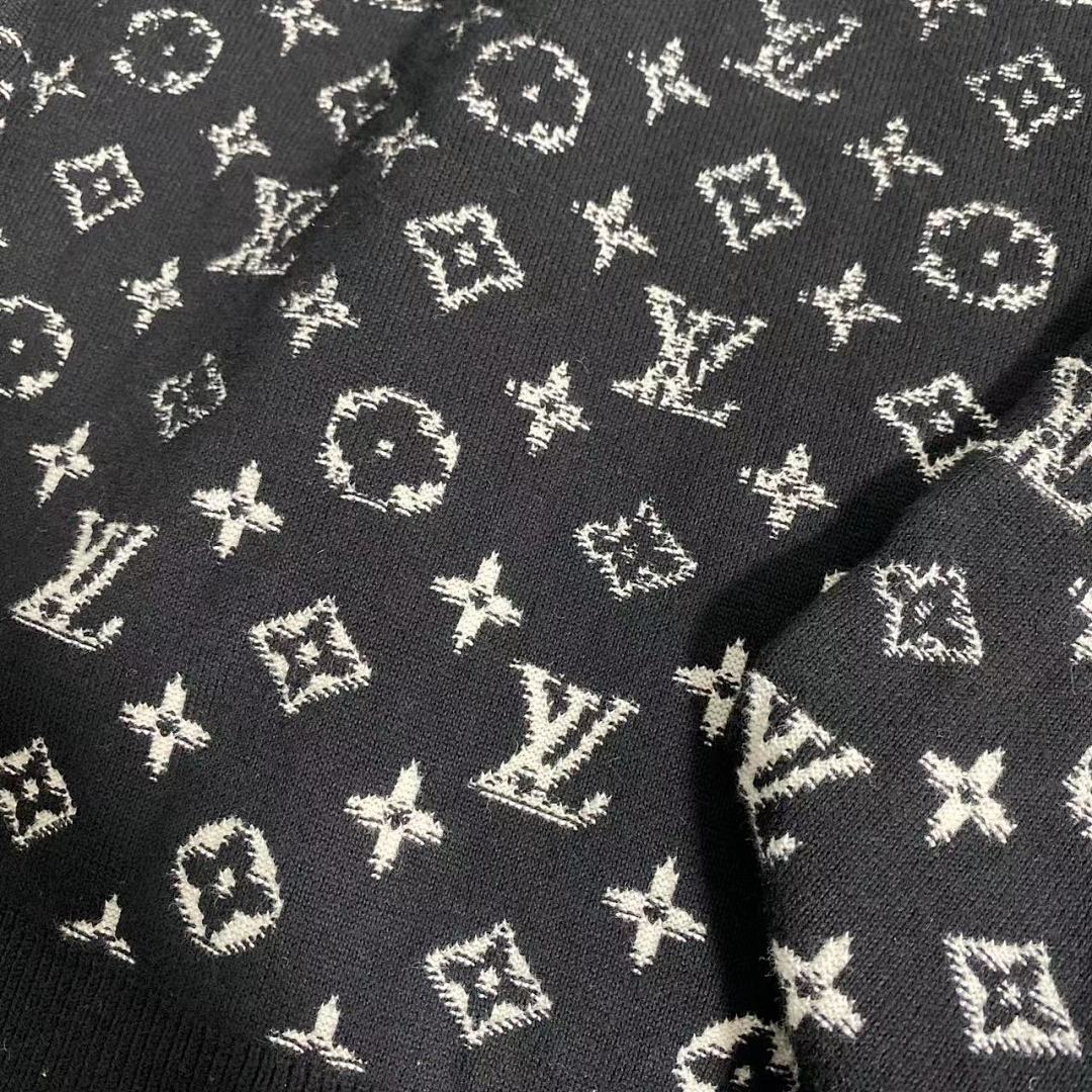 Other VV Disappear Sweater - Image 42