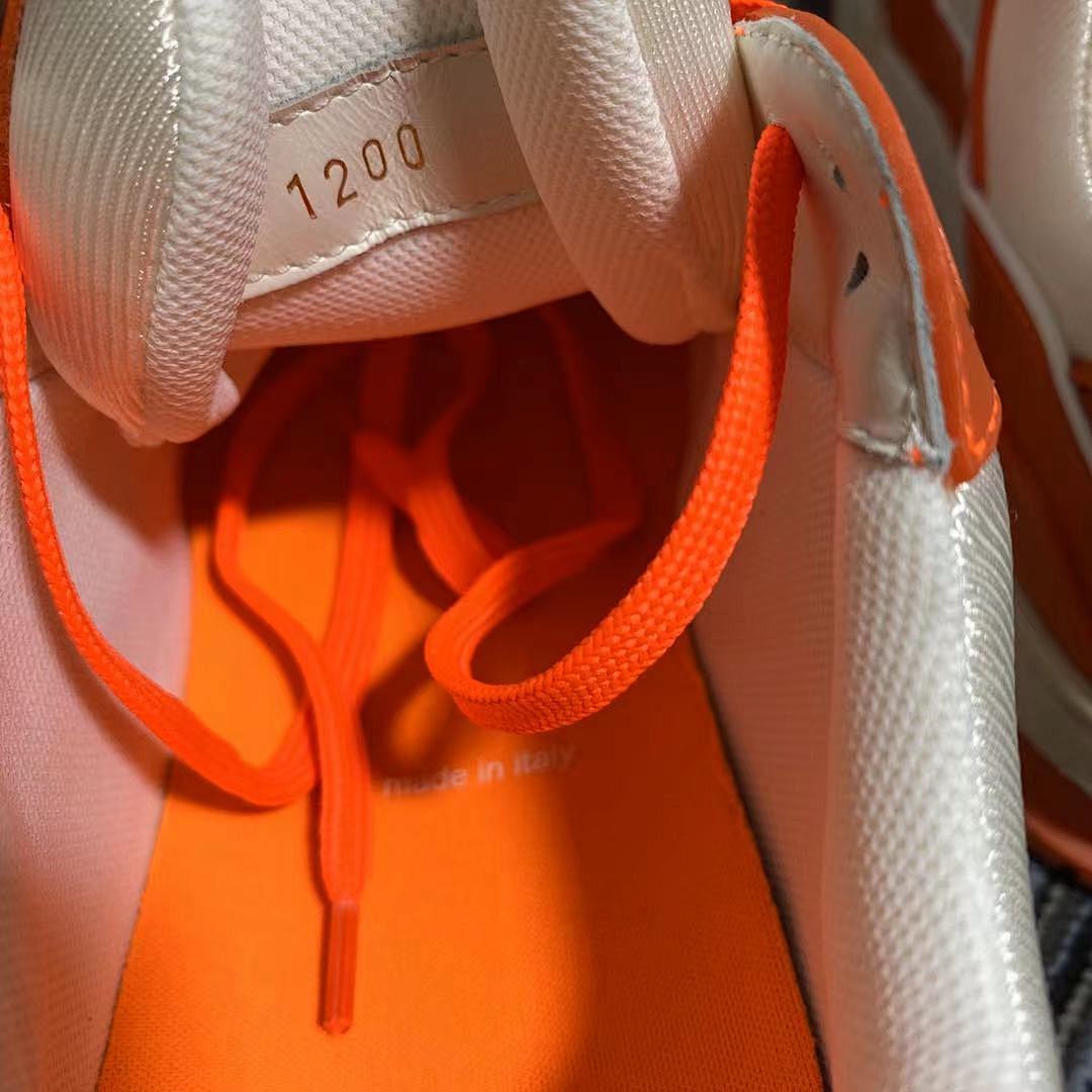 Other VV 2021 Orange Trainer - Image 3