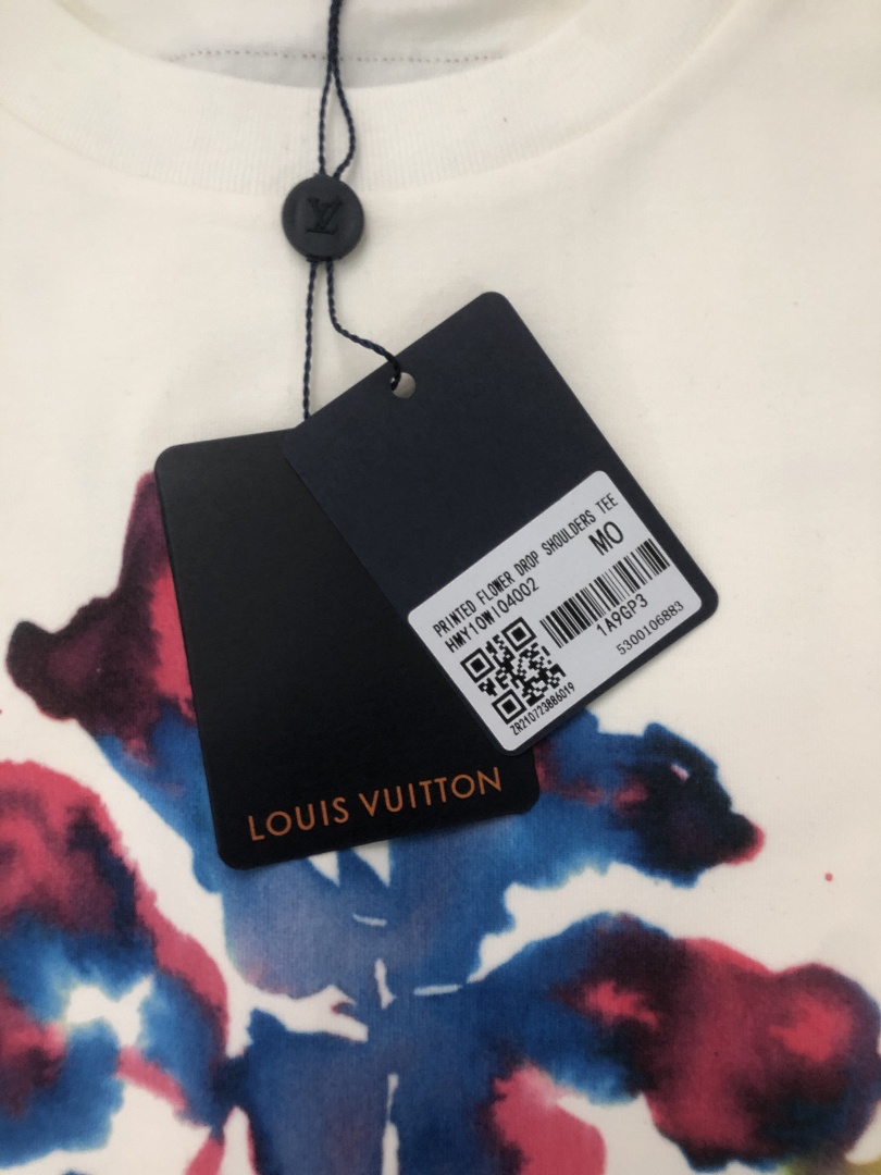 Other VV 2022 Flower Tee - Image 24