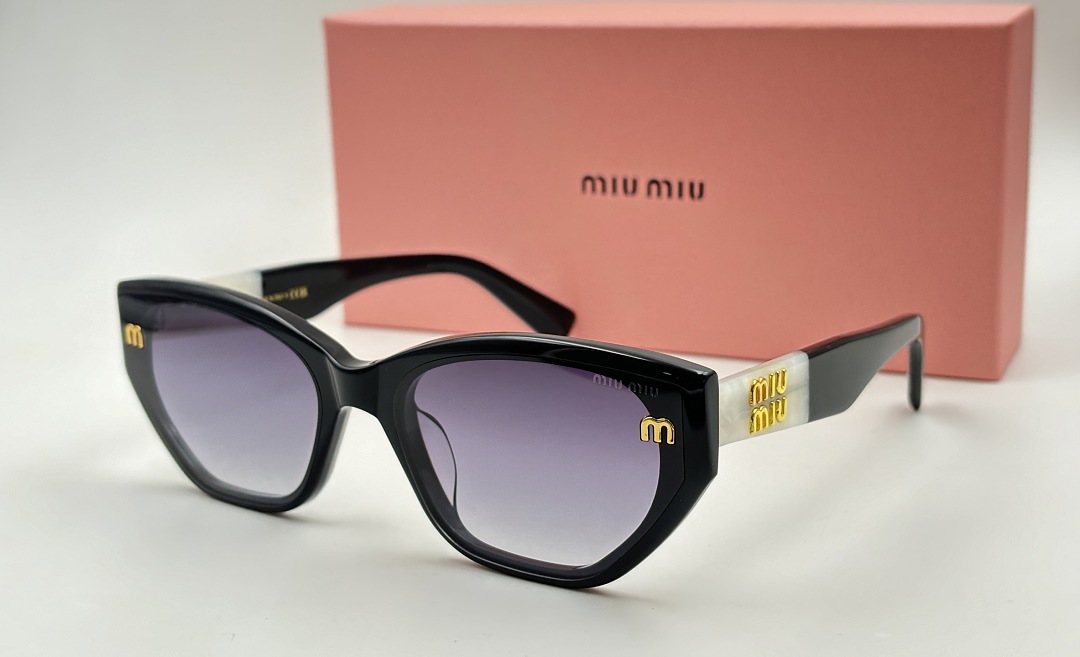 Miu Miu MU66ZS62 - Image 9