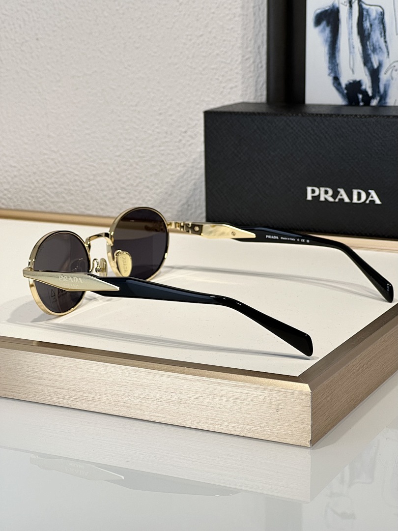 Prada SPR65ZSize55 - Image 8