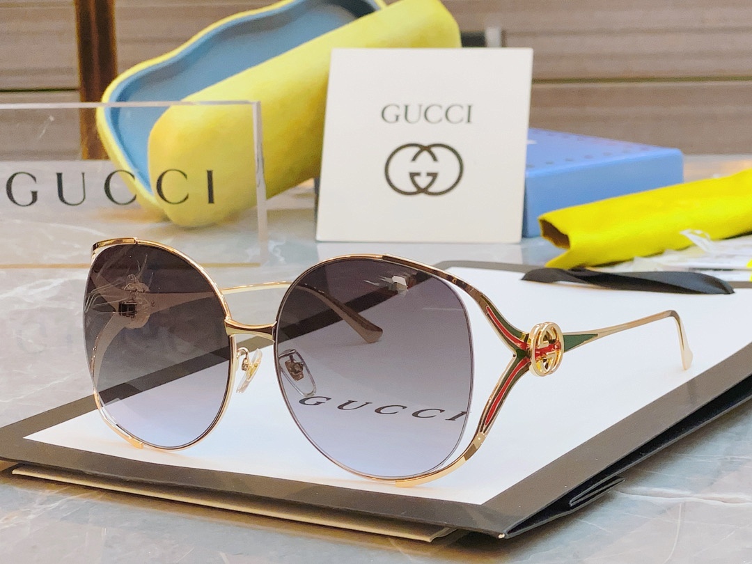Other GUCCI GG0225SK Size63